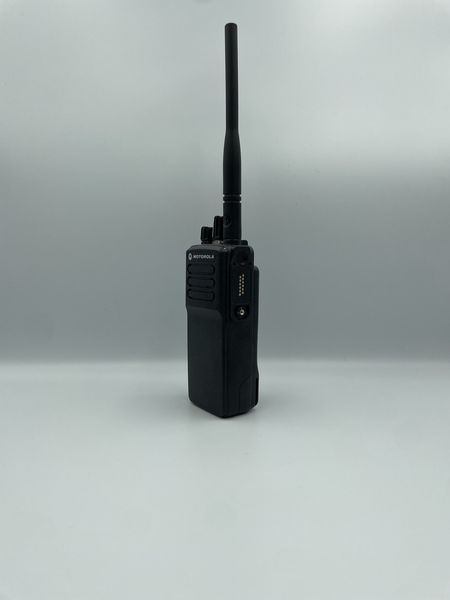 Рація Motorola DP4400e VHF + складана антена на 108 см