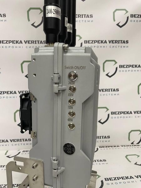 Автомобільний РЕБ "Чорнобривець" на 4 канали (400-1050 Мгц; 2370-2470Мгц)