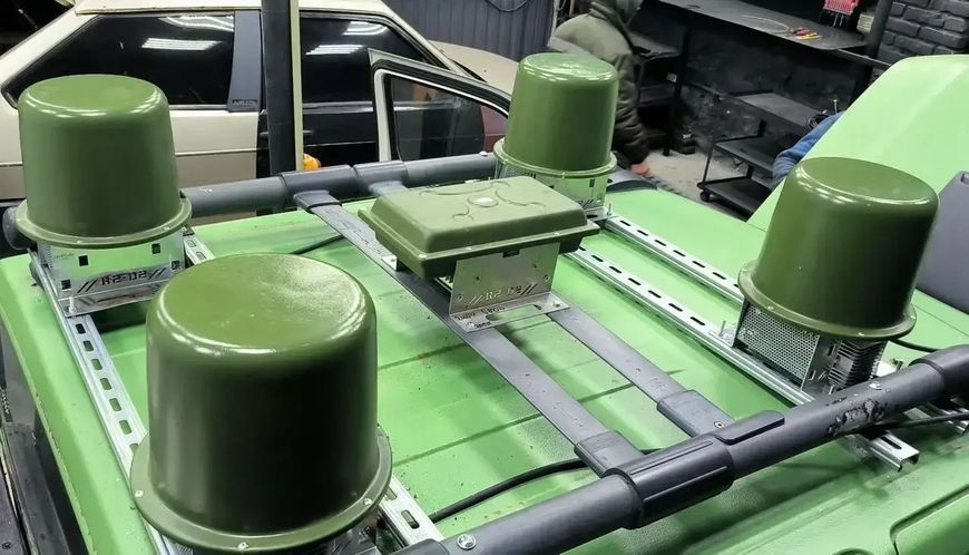 Купольний РЕБ &laquo;UDAV&raquo; - &laquo;Шолом&raquo; на 5 діапазонів (400-1020МГц), з АКБ і зарядним пристроєм
