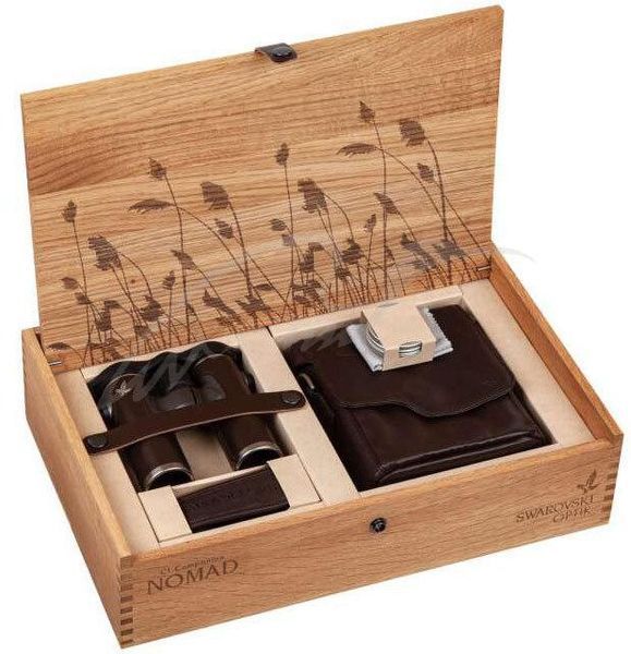 Бінокль Swarovski CL Companion NOMAD 10x30