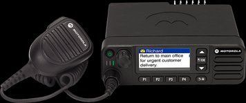 Автомобільна DMR радіостанція Motorola DM4600e UHF 45 Вт aes 256 (403-470МГц)