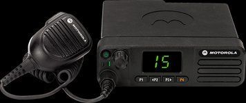 Автомобільна цифрова радіостанція Motorola DM4400e VHF 25 Вт DMR (MDM28JNC9VA2AN) (AES256 bit)